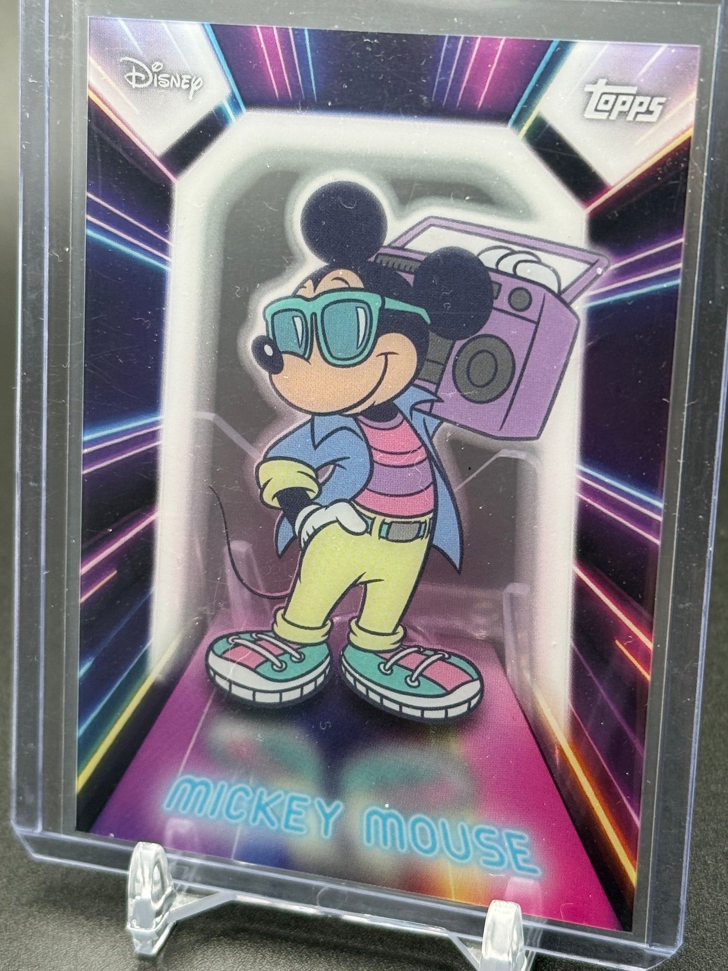 Topps 2026 Disney Neon Illuminated Neon Lights Mickey Mouse&Friends Insert Cards (Copy)