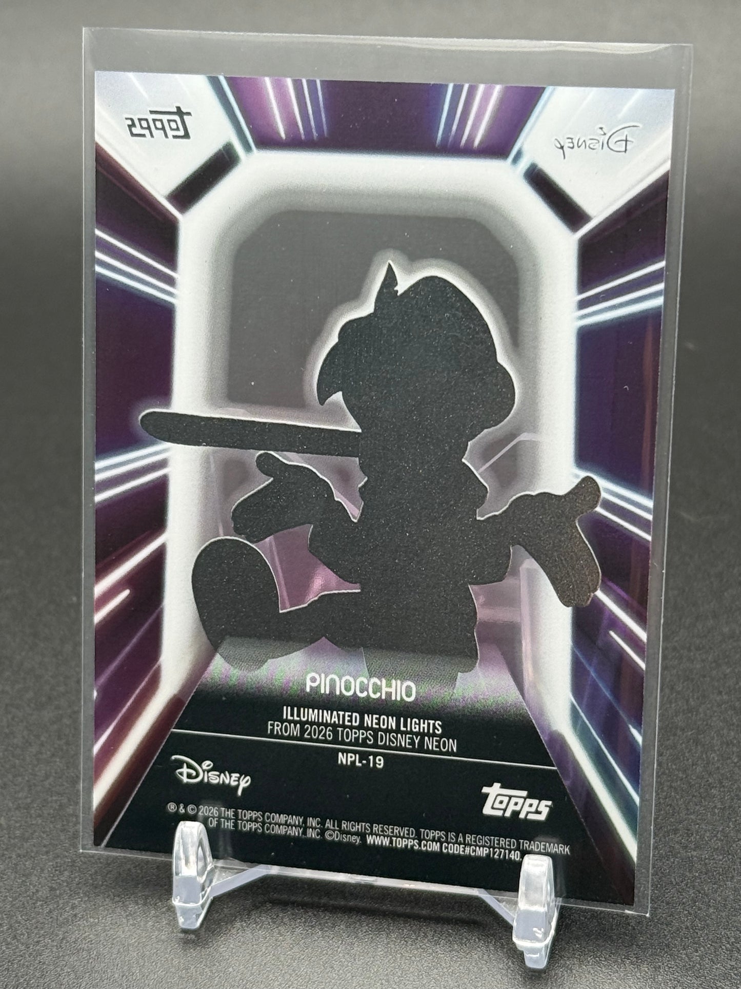 Topps 2026 Disney Neon Illuminated Neon Lights Mickey Mouse&Friends Insert Cards (Copy)