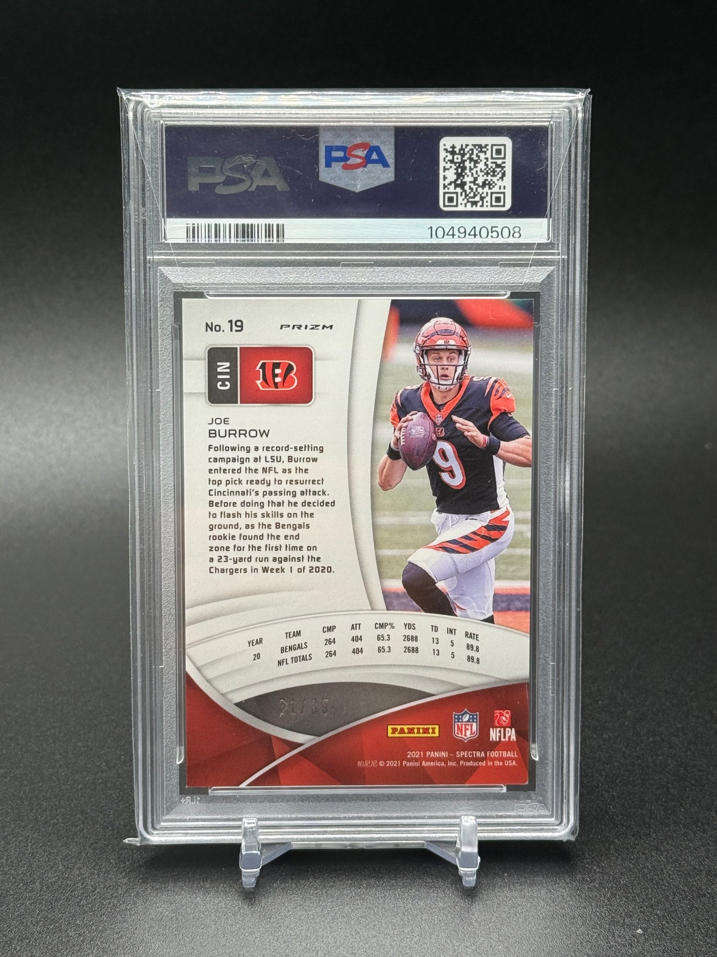 2021 Panini Spectra Collection-Joe Burrow Neon Green Prizm 31/35 PSA 8